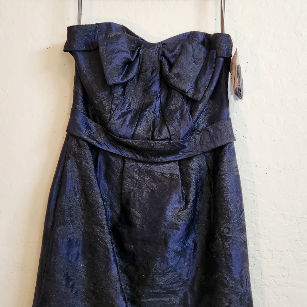 Elegant Strapless Navy Dress